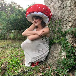 Meet your Posher, Hayley